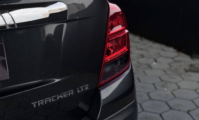 GM - Chevrolet TRACKER LTZ 1.8 16V Flex 4x2 Aut. 2015 Flex-4