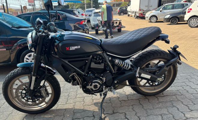 DUCATI SCRAMBLER ICON 800cc 2023 Flex-1