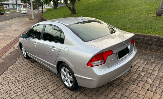 Honda Civic Sedan LXS 1.8/1.8 Flex 16V Aut. 4p 2008 Flex-2