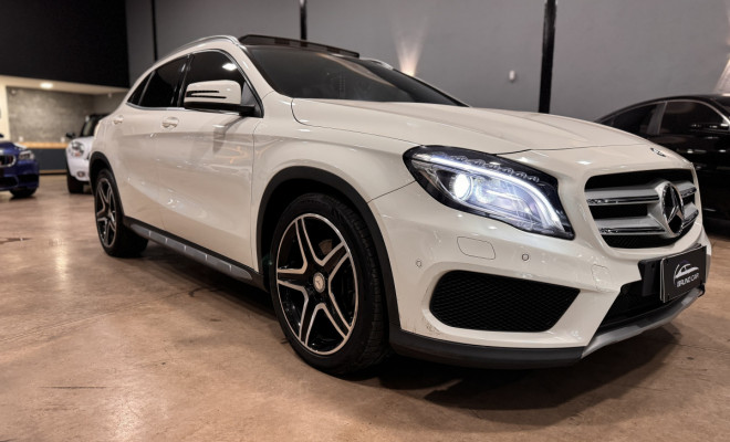 Mercedes-Benz GLA 250 Enduro 2.0 TB 16V 211cv Aut. 2016 Gasolina-2