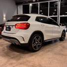 Mercedes-Benz GLA 250 Enduro 2.0 TB 16V 211cv Aut. 2016 Gasolina-3