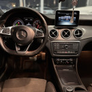 Mercedes-Benz GLA 250 Enduro 2.0 TB 16V 211cv Aut. 2016 Gasolina-10