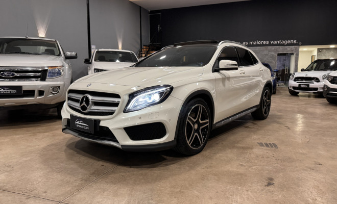 Mercedes-Benz GLA 250 Enduro 2.0 TB 16V 211cv Aut. 2016 Gasolina-1