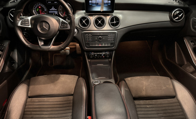 Mercedes-Benz GLA 250 Enduro 2.0 TB 16V 211cv Aut. 2016 Gasolina-7