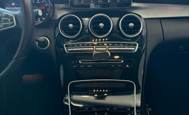Mercedes-Benz C-200 Avantgarde 2.0 TB 16V 184cv Aut. 2016 Gasolina-8