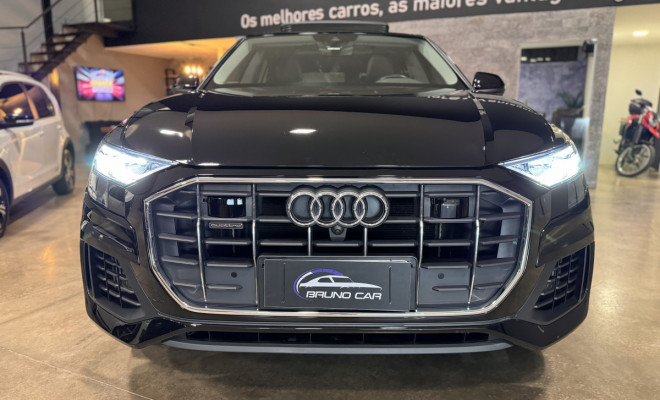 Audi Q8 Perf.Black 3.0 TFSI Quattro S-tronic 2022 Gasolina-0