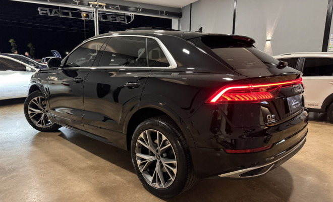 Audi Q8 Perf.Black 3.0 TFSI Quattro S-tronic 2022 Gasolina-5