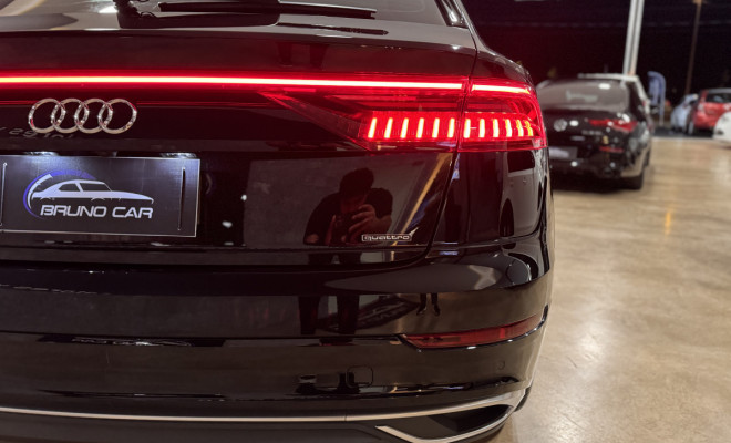Audi Q8 Perf.Black 3.0 TFSI Quattro S-tronic 2022 Gasolina-7