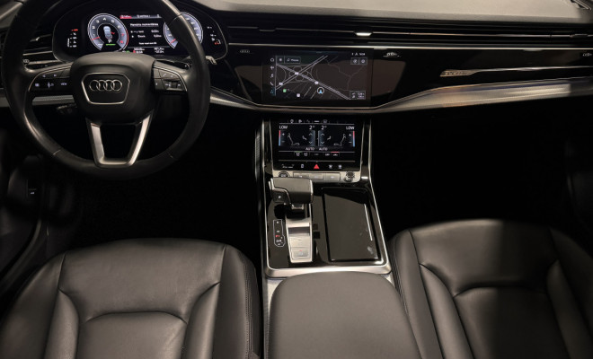 Audi Q8 Perf.Black 3.0 TFSI Quattro S-tronic 2022 Gasolina-8