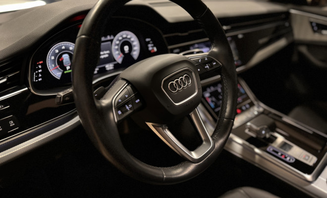 Audi Q8 Perf.Black 3.0 TFSI Quattro S-tronic 2022 Gasolina-9
