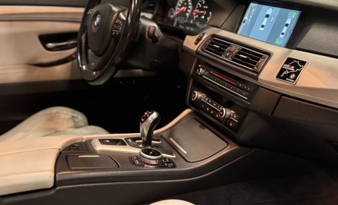 BMW M5 4.4 560cv Bi-Turbo Aut. 2012 Gasolina-6