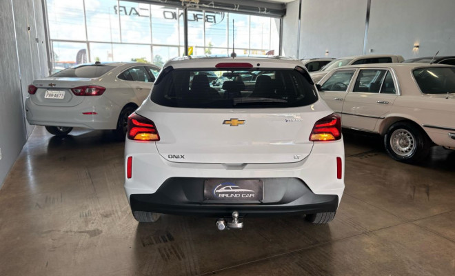 GM - Chevrolet ONIX HATCH LT 1.0 12V Flex 5p Mec. 2021 Flex-3