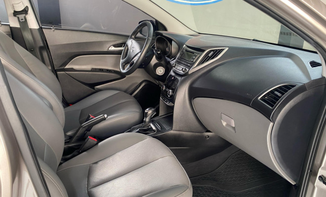 Hyundai HB20S Premium 1.6 Flex 16V Aut. 4p 2017 Flex-8