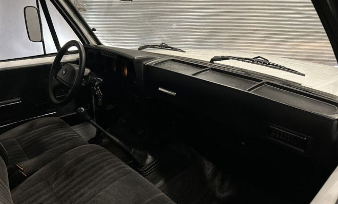GM - Chevrolet C-20 Custom Std. CD 4.1 1992 Gasolina-11