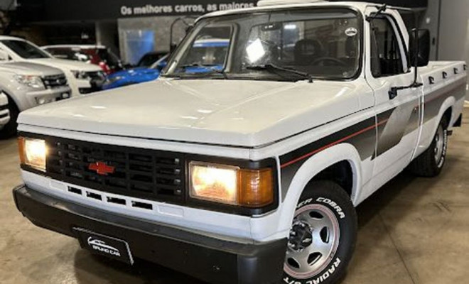 GM - Chevrolet C-20 Custom Std. CD 4.1 1992 Gasolina-0