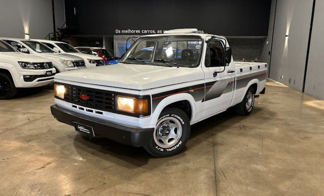 GM - Chevrolet C-20 Custom Std. CD 4.1 1992 Gasolina