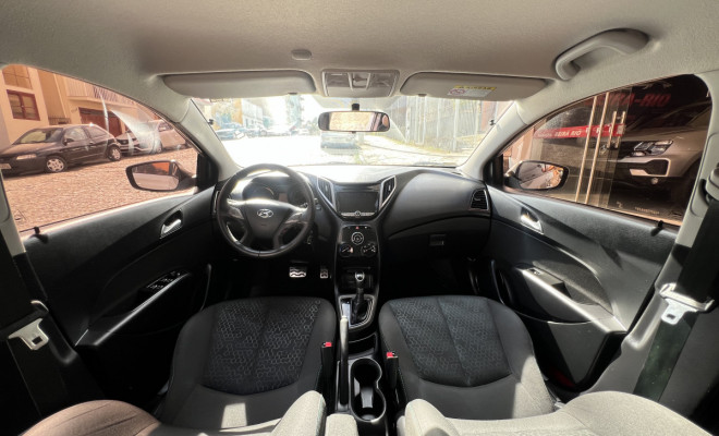 Hyundai HB20X Style 1.6 Flex 16V Aut. 2017 Flex-12