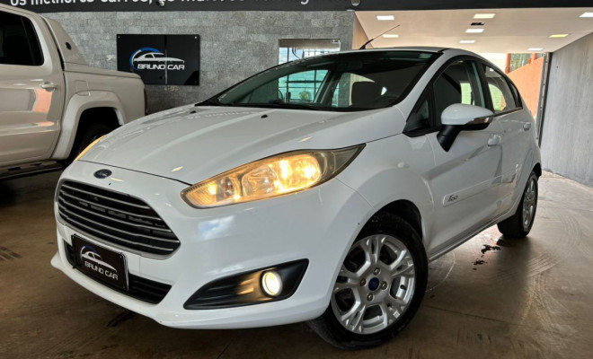 Ford Fiesta 1.6 16V Flex Aut. 5p 2015 Flex