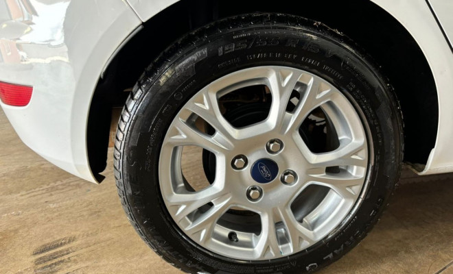 Ford Fiesta 1.6 16V Flex Aut. 5p 2015 Flex-5