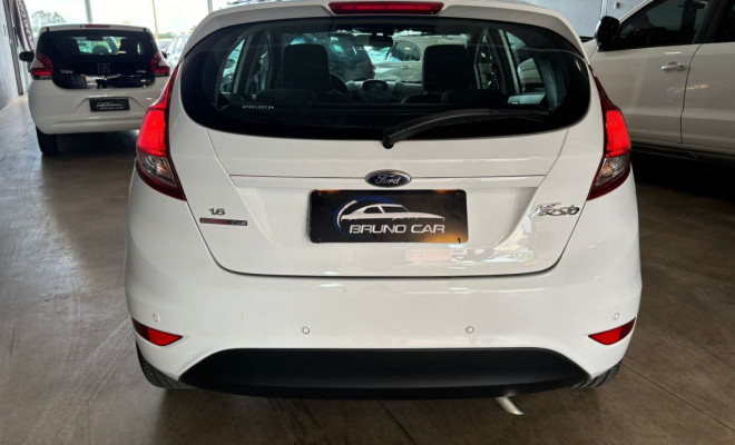 Ford Fiesta 1.6 16V Flex Aut. 5p 2015 Flex-2