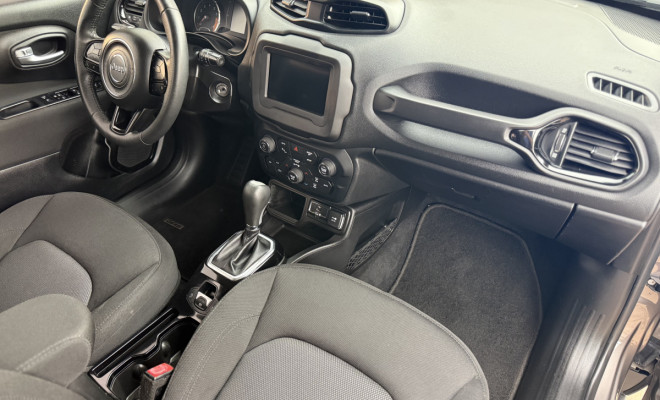 Jeep Renegade Night Eagle 1.8 4x2 Flex 16V Aut. 2019 Flex-8