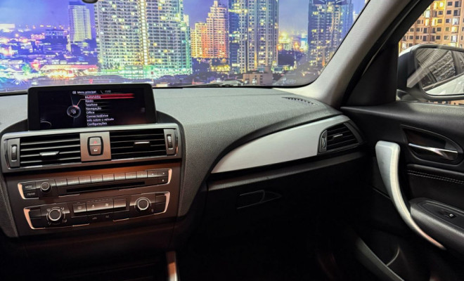 BMW 118iA/ Urban/Sport 1.6 TB 16V 170cv 5p 2014 Gasolina-9