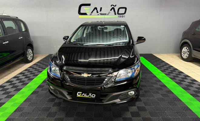 GM - Chevrolet ONIX HATCH LTZ 1.4 8V FlexPower 5p Mec. 2015 Flex
