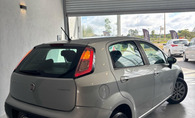 Fiat Punto ATTRACTIVE 1.4 Fire Flex 8V 5p 2015 Flex-5