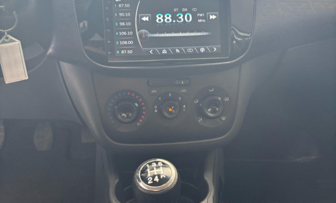 Fiat Punto ATTRACTIVE 1.4 Fire Flex 8V 5p 2015 Flex-11