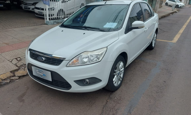 Ford Focus Sedan 2.0 16V/2.0 16V Flex 4p Aut. 2013 Flex-0
