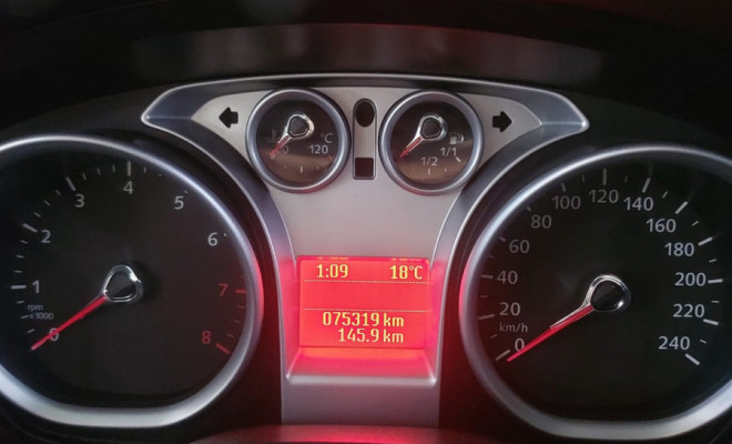 Ford Focus Sedan 2.0 16V/2.0 16V Flex 4p Aut. 2013 Flex-3