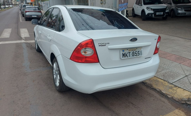 Ford Focus Sedan 2.0 16V/2.0 16V Flex 4p Aut. 2013 Flex-2