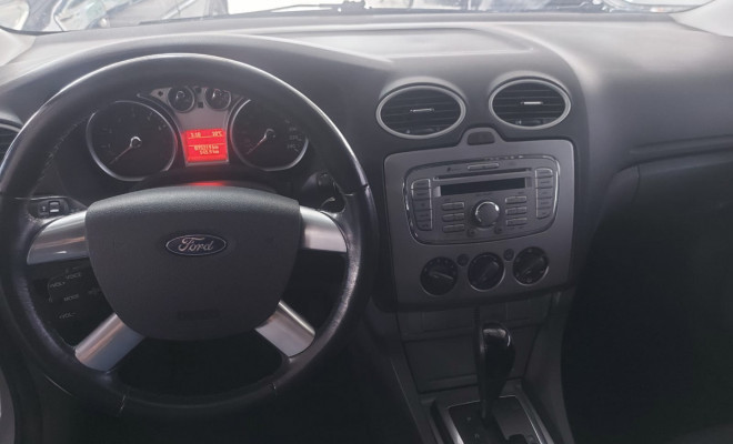 Ford Focus Sedan 2.0 16V/2.0 16V Flex 4p Aut. 2013 Flex-4