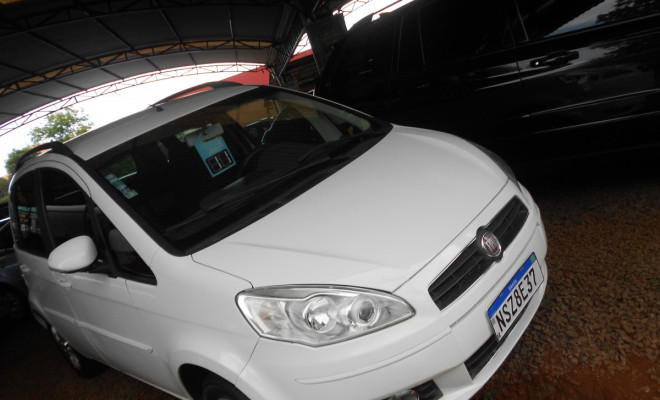 Fiat Idea ATTRACTIVE 1.4 Fire Flex 8V 5p 2011 Flex-1