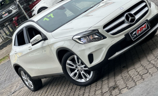 Mercedes-Benz GLA 200 Style 1.6 TB 16V/Flex Aut. 2017 Gasolina-13