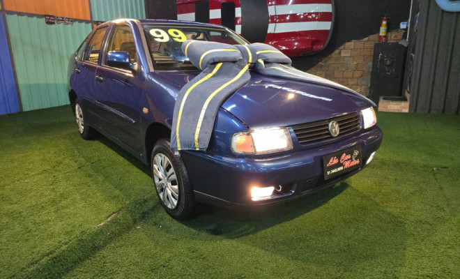 VW - VolksWagen Polo Classic/ Special 1.8 Mi 1999 Gasolina-1