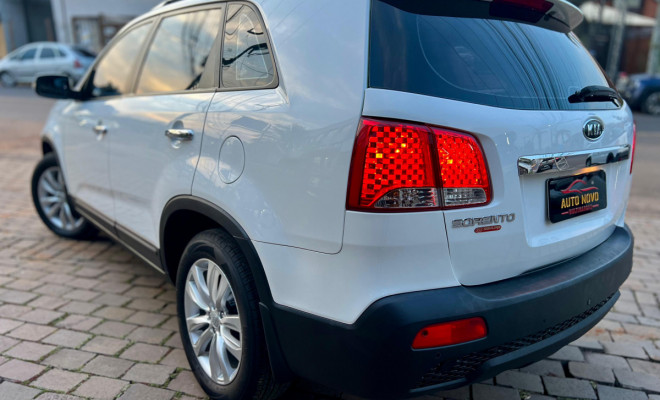 Kia Motors Sorento 2.4 16V 4x2 Aut. 2011 Gasolina-2