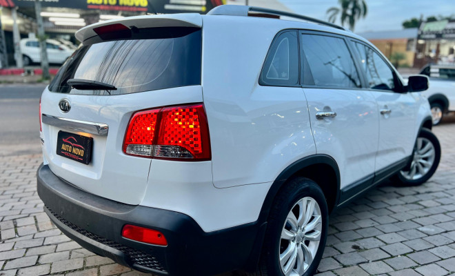 Kia Motors Sorento 2.4 16V 4x2 Aut. 2011 Gasolina-4