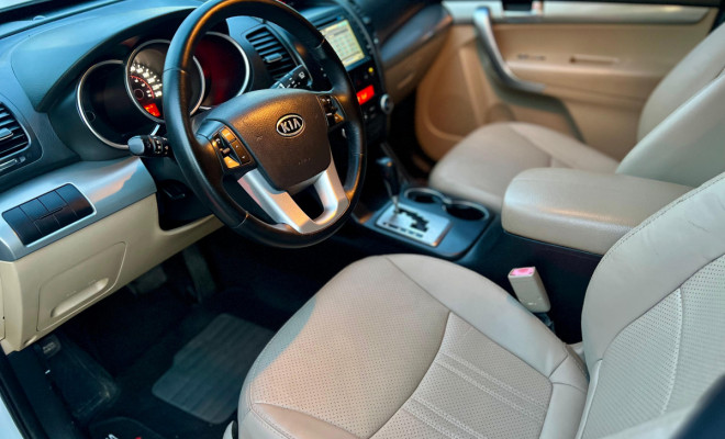Kia Motors Sorento 2.4 16V 4x2 Aut. 2011 Gasolina-13