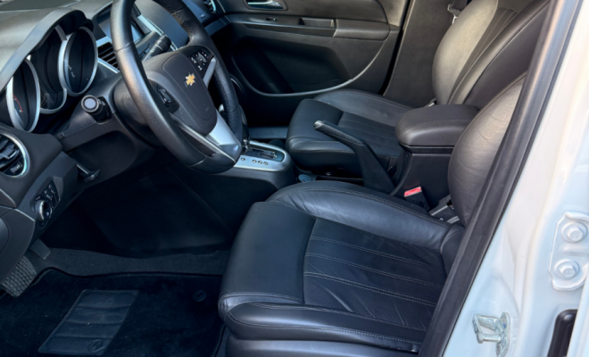 GM - Chevrolet CRUZE LT 1.8 16V FlexPower 4p Aut. 2014 Flex-6