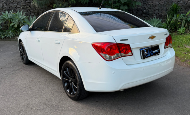GM - Chevrolet CRUZE LT 1.8 16V FlexPower 4p Aut. 2014 Flex-9