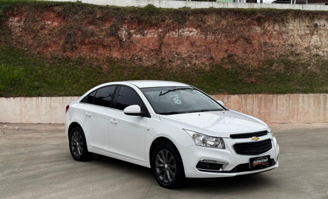 CRUZE LT 1.8 AUTOMÁTICO 2016 - Conforto e presença para o seu dia a dia!-13