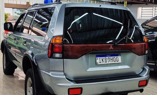 Mitsubishi Pajero Sport 2.8 4x4 Diesel Aut. 2002 Diesel-1