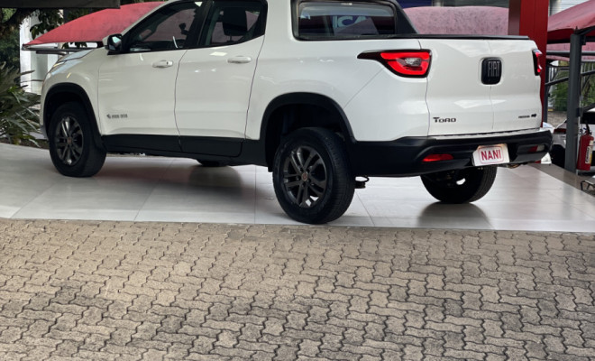 Fiat Toro Freedom 1.8 16V Flex Aut. 2017 Flex-4