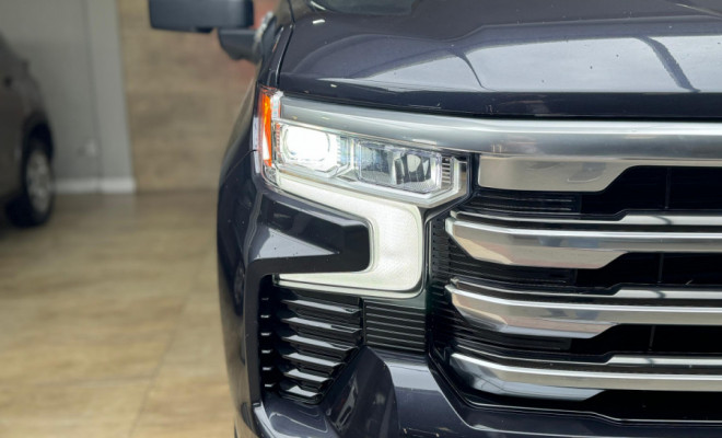 GM - Chevrolet Silverado High Country 5.3 V8 AWD Aut. 2024 Gasolina-1