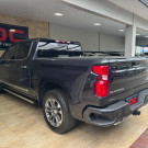GM - Chevrolet Silverado High Country 5.3 V8 AWD Aut. 2024 Gasolina