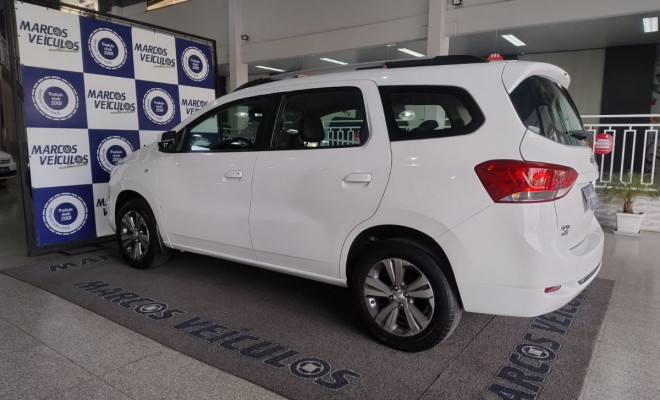 GM - Chevrolet SPIN PREMIER 1.8 8V Econo.Flex 5p Aut. 2023 Flex-4