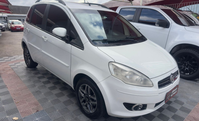Fiat Idea ATTRACTIVE 1.4 Fire Flex 8V 5p 2013 Flex