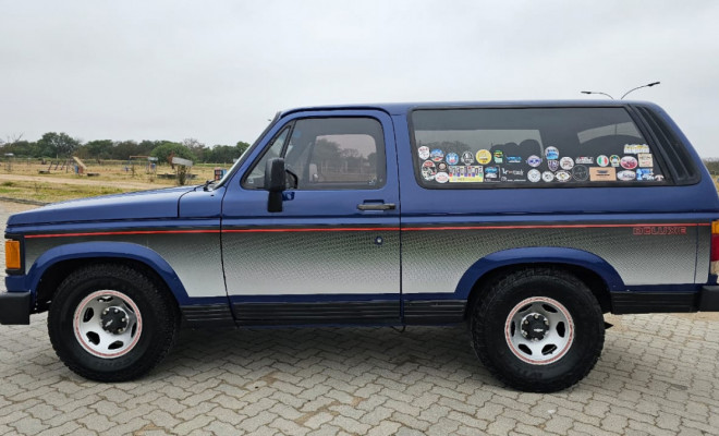 GM - Chevrolet Bonanza S / Luxe 4.1 1993 Diesel-2