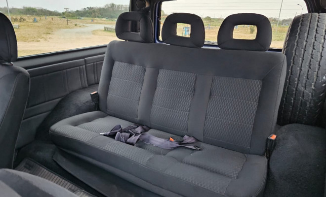 GM - Chevrolet Bonanza S / Luxe 4.1 1993 Diesel-7